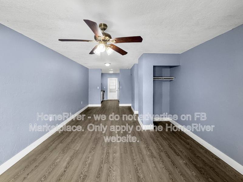 Apartment for rent at 4518 102nd St W, Bradenton, FL 34210
