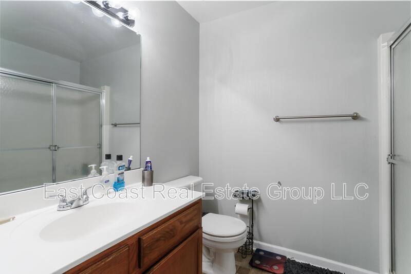 Condo for rent at 2026 Windsong Dr #3B, Hagerstown, MD 21740