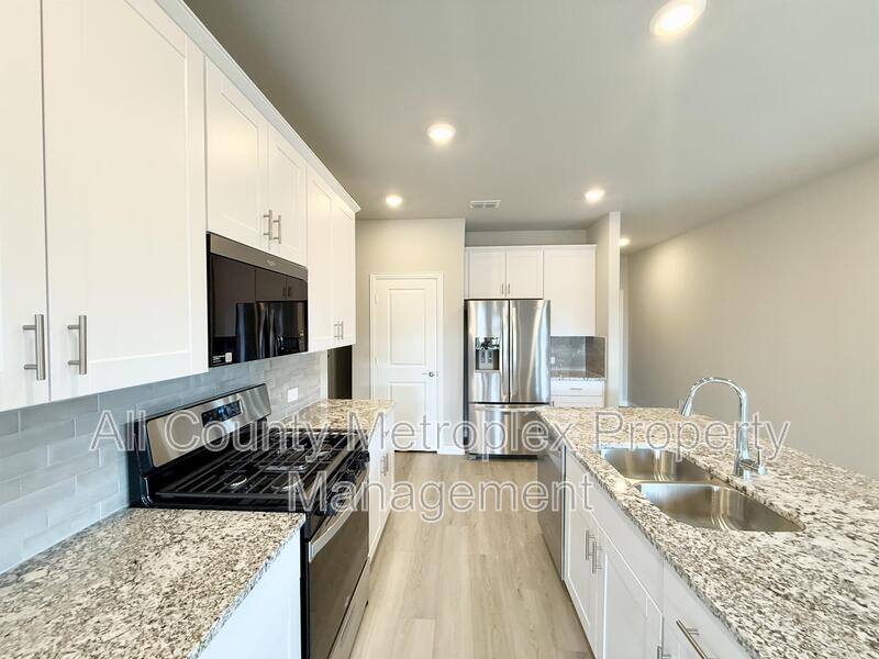 House for rent at 709 Hemingway Lane, McKinney, TX 75069