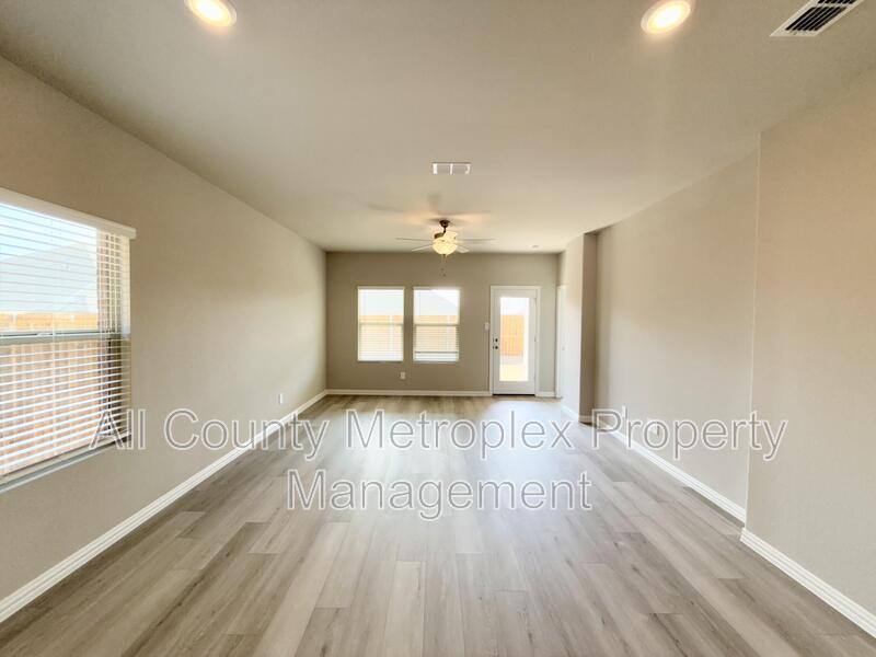 House for rent at 709 Hemingway Lane, McKinney, TX 75069