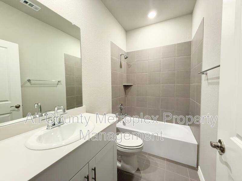 House for rent at 709 Hemingway Lane, McKinney, TX 75069