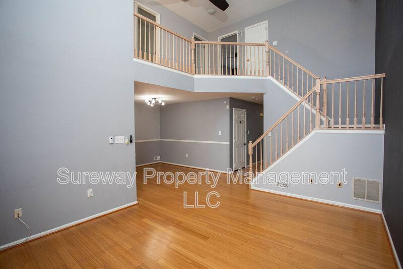 Townhouse for rent at 605 Doral Dr, Blackwood, NJ 08012