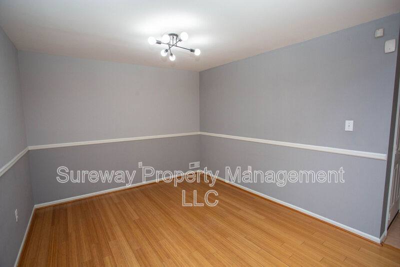 Townhouse for rent at 605 Doral Dr, Blackwood, NJ 08012