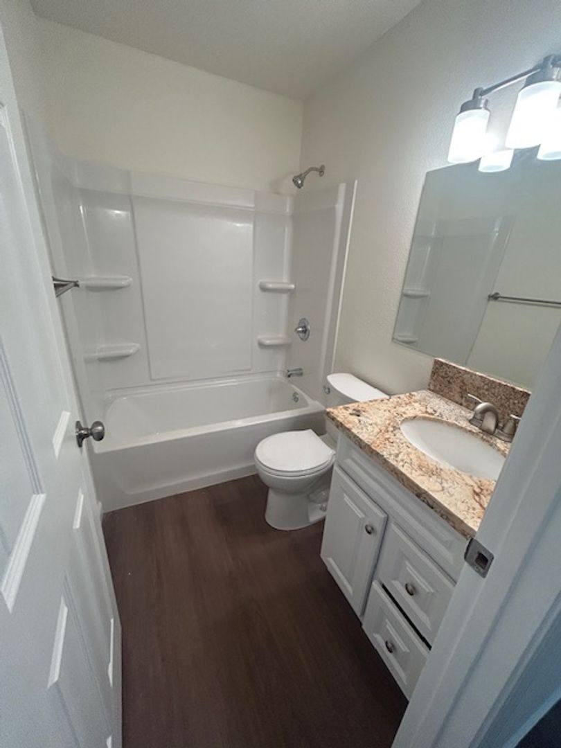 House for rent at 201 N Bollinger, Visalia, CA 93291