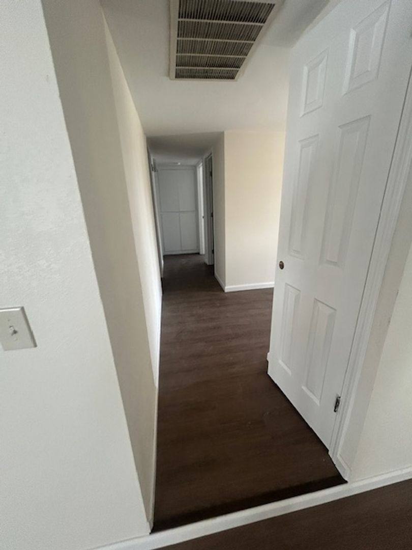 House for rent at 201 N Bollinger, Visalia, CA 93291