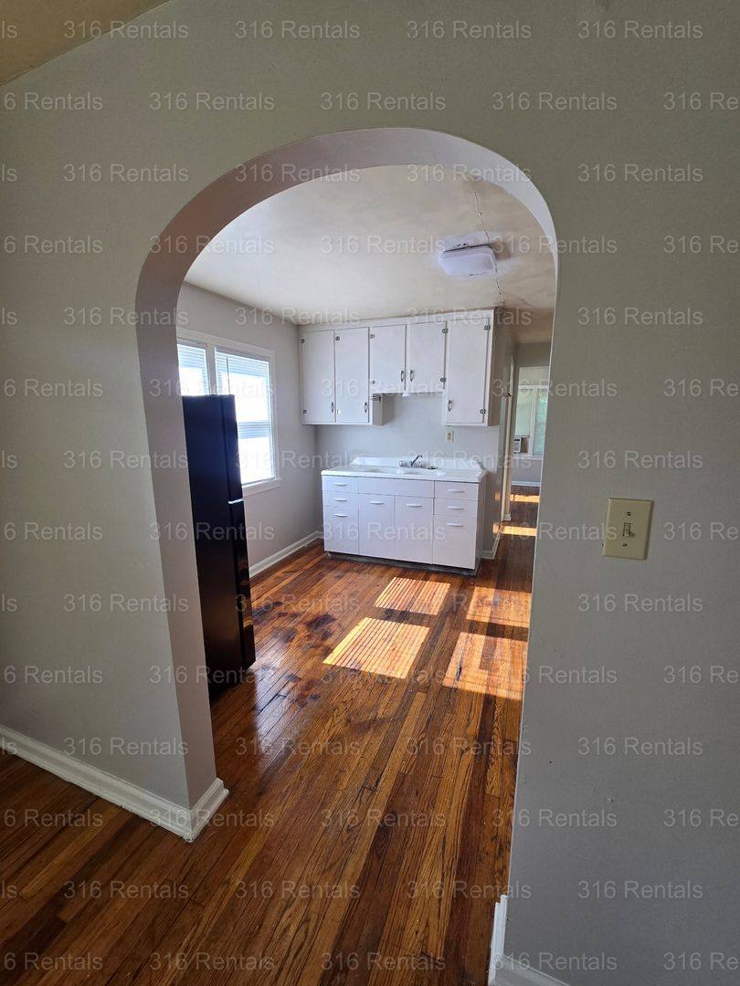 Apartment for rent at 121 W 2nd St, Newton, KS 67114