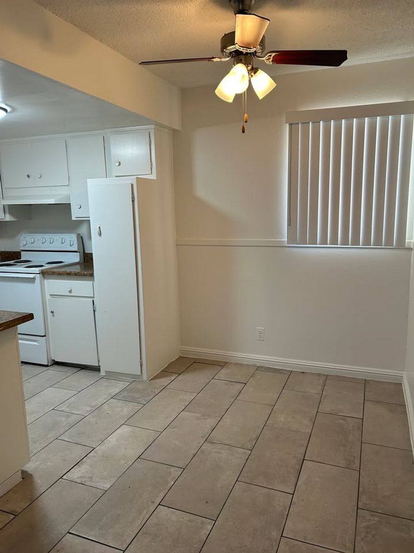 Apartment for rent at 3801 Hazelwood St, Las Vegas, NV 89119