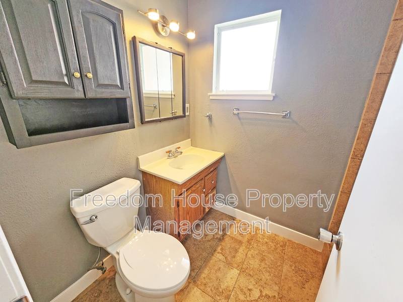 House for rent at 5409 Mountain View Dr, Las Vegas, NV 89146