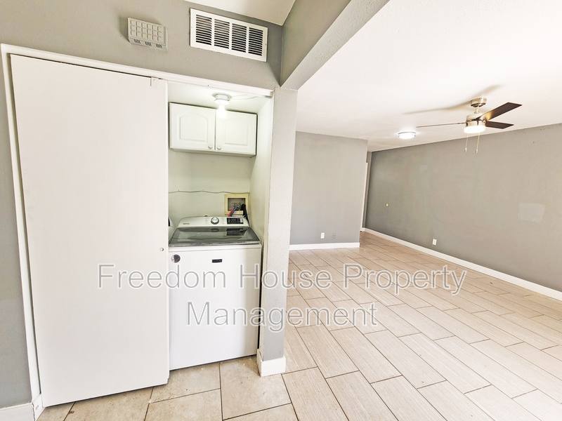 House for rent at 5409 Mountain View Dr, Las Vegas, NV 89146