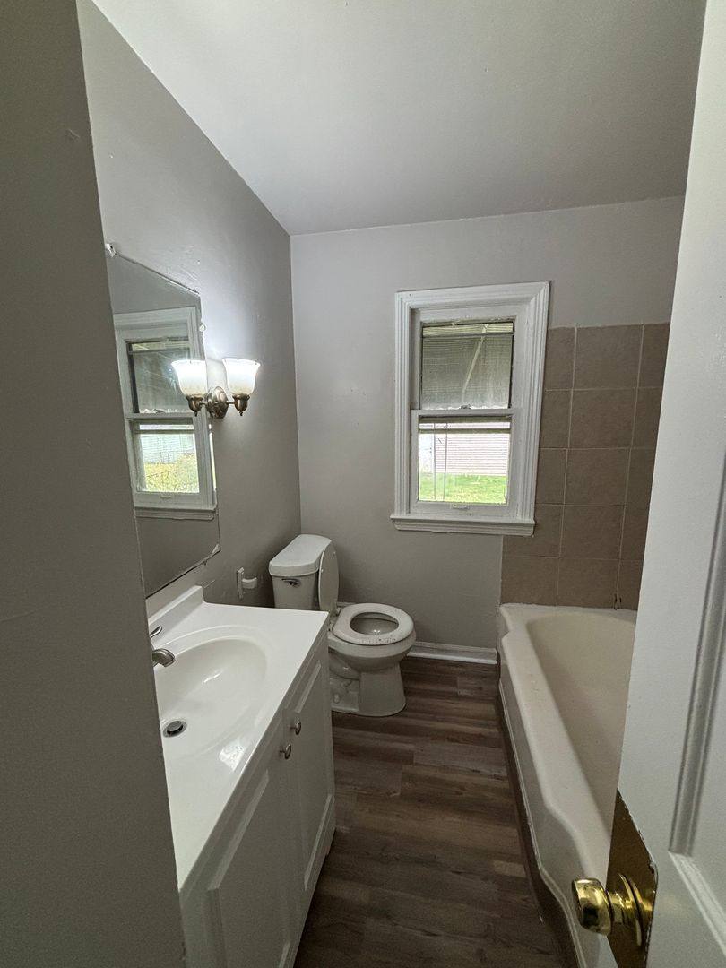 House for rent at 9334 McCracken Blvd, Cleveland, OH 44125