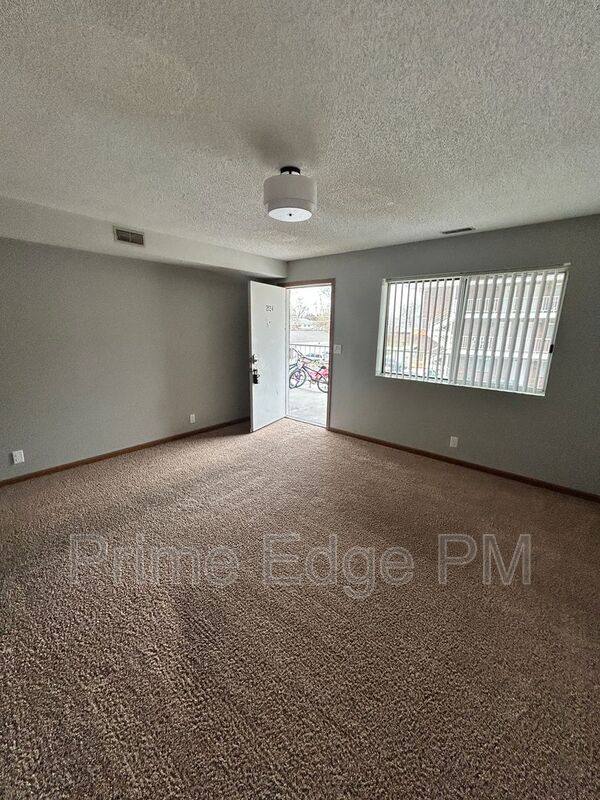 Apartment for rent at 4621 Prescott Ave #2124, Lincoln, NE 68506