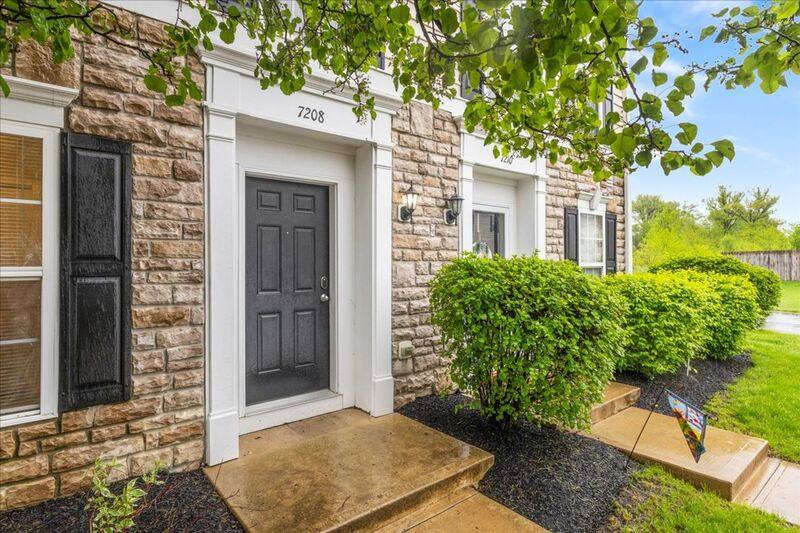 Condo for rent at 7208 Billy Goat Dr, New Albany, OH 43054