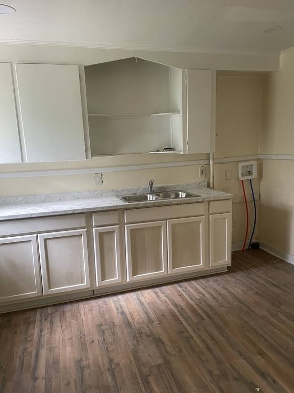 House for rent at 421 Fielding Ave, Jackson, MS 39212