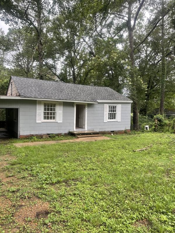 House for rent at 421 Fielding Ave, Jackson, MS 39212