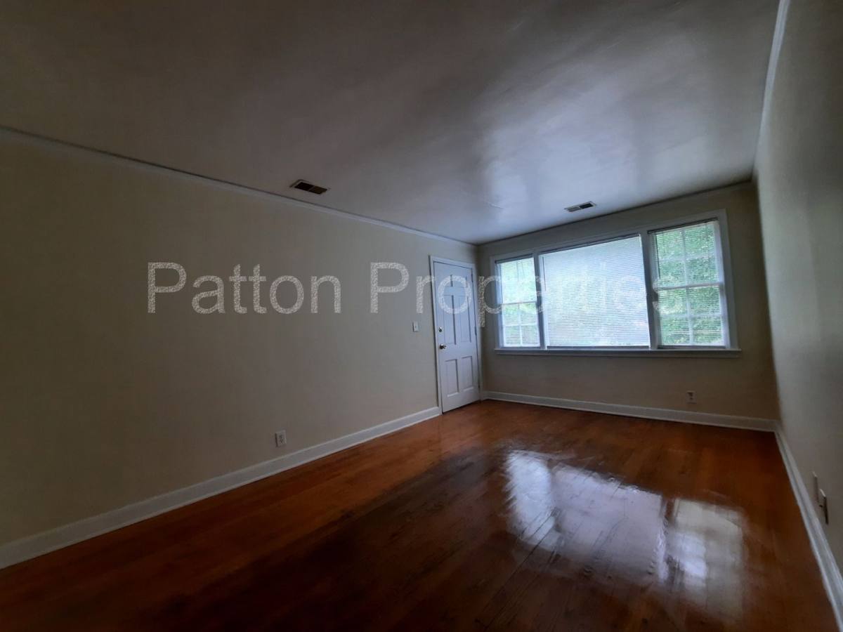 Apartment for rent at 209 S Harden, Columbia, SC 29205