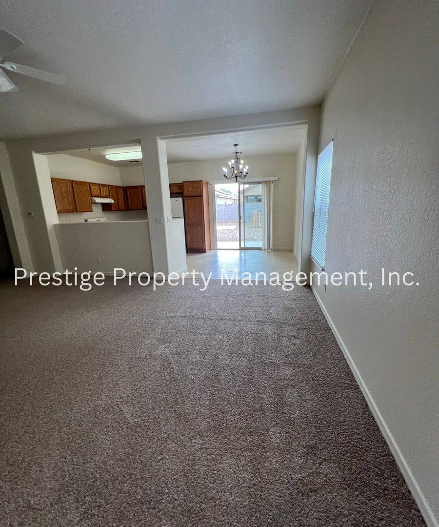 House for rent at 81 W Calle Guija, Sahuarita, AZ 85629