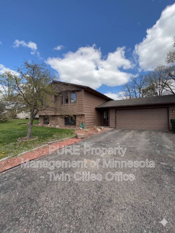 House for rent at 12959 Grouse St NW, Minneapolis, MN 55448