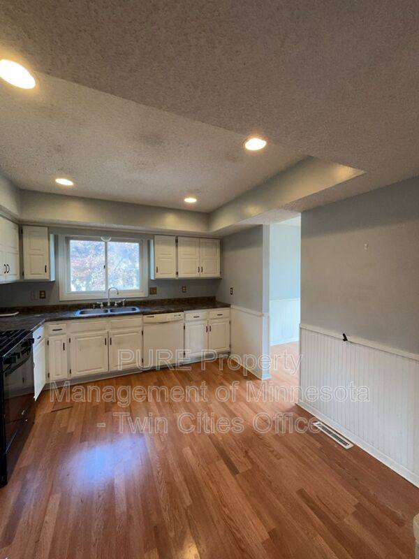 House for rent at 12959 Grouse St NW, Minneapolis, MN 55448