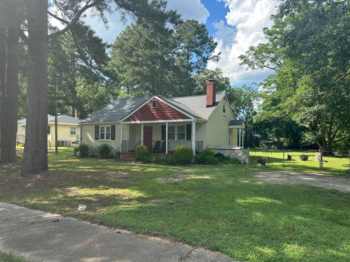House for rent at 523 Hilltop Dr, Raleigh, NC 27610