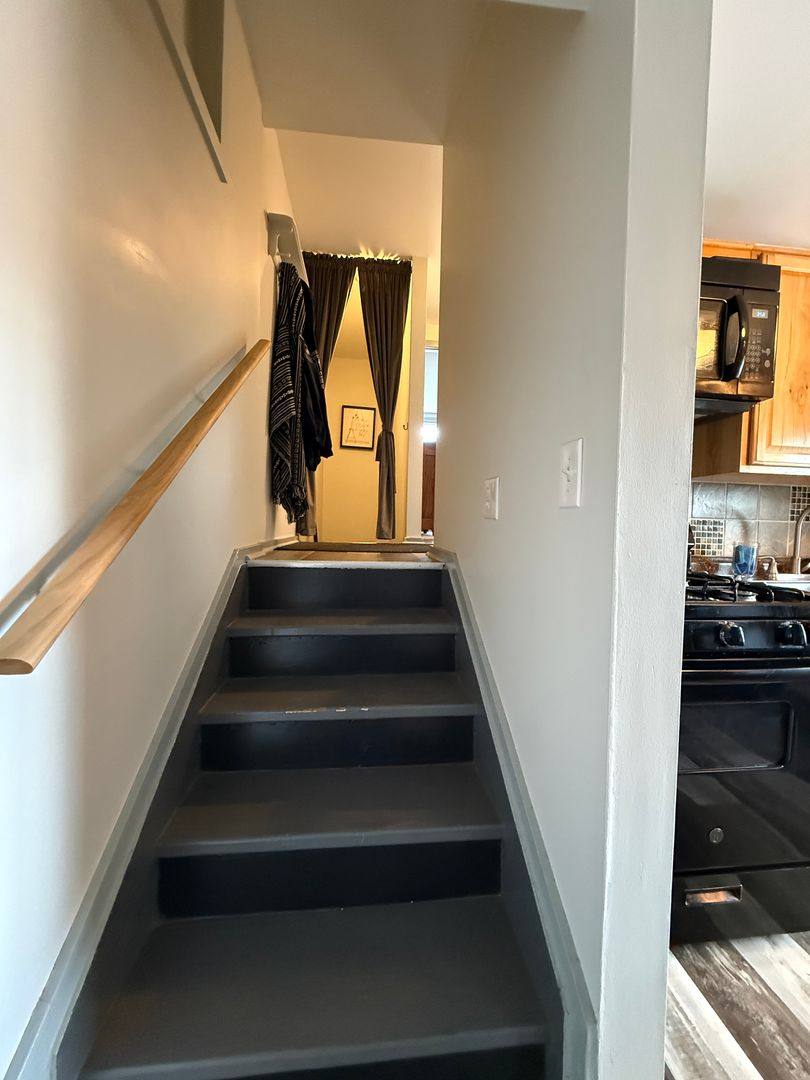 Apartment for rent at 24 McDonald St, Saugerties, NY 12477