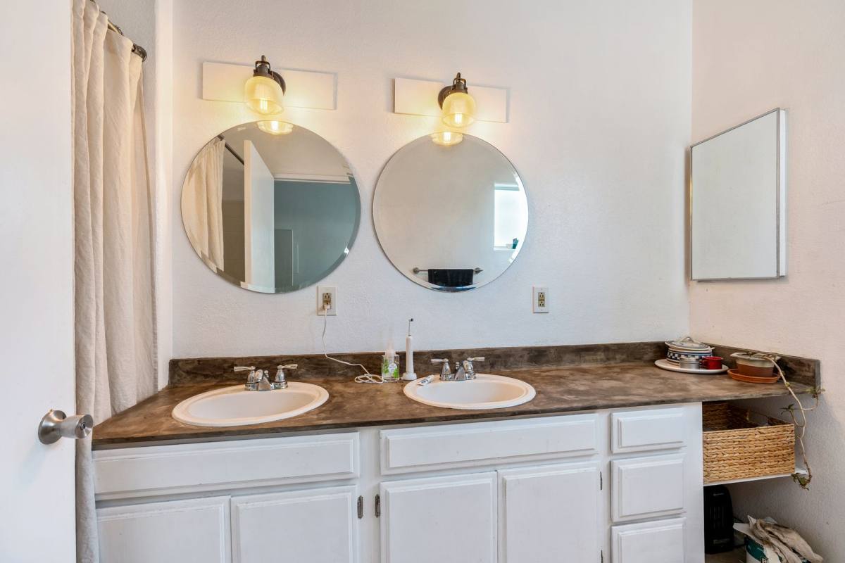 House for rent at 6140 Monterey Rd, Los Angeles, CA 90042