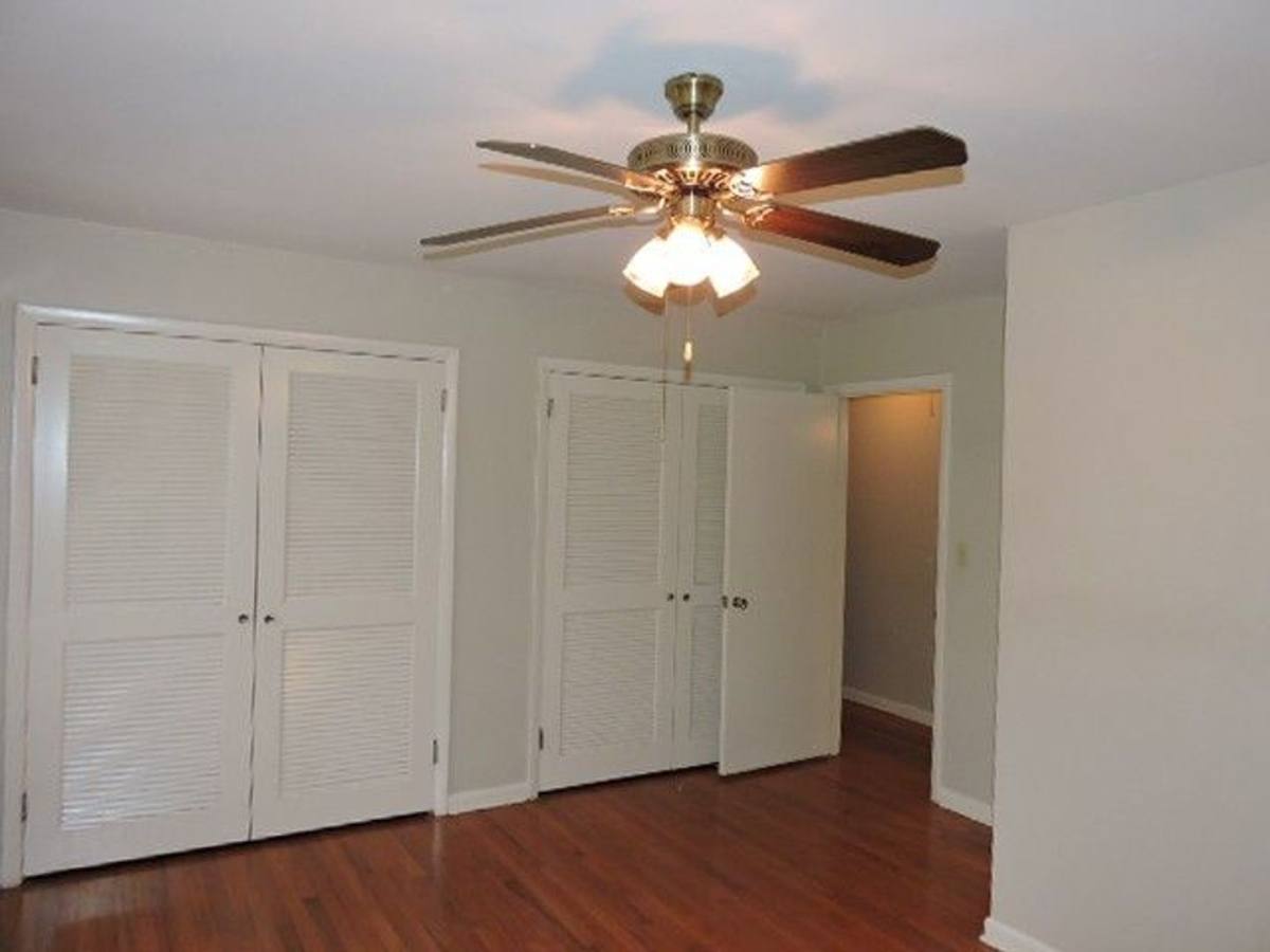 House for rent at 3155 Lakeshore Dr, Tallahassee, FL 32312