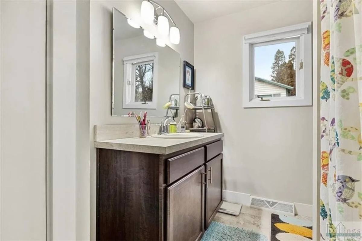 House for rent at 924 N 24th, Billings, MT 59101