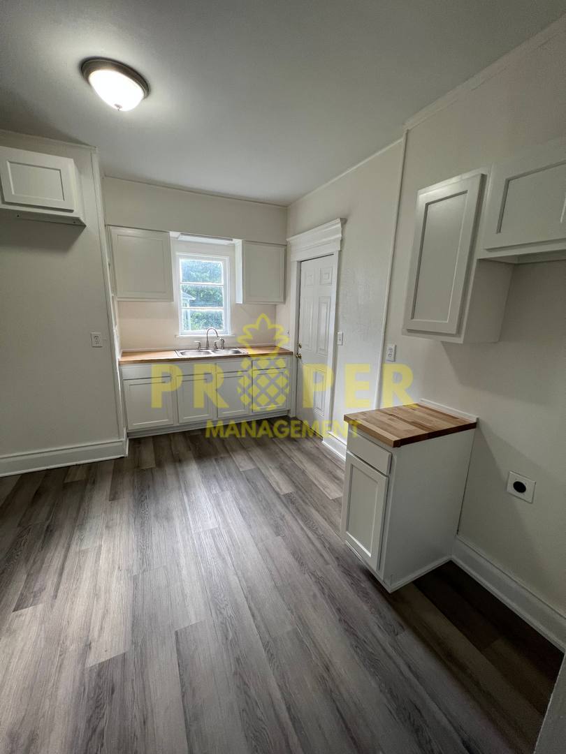 House for rent at 932 Harvard Blvd, Dayton, OH 45406