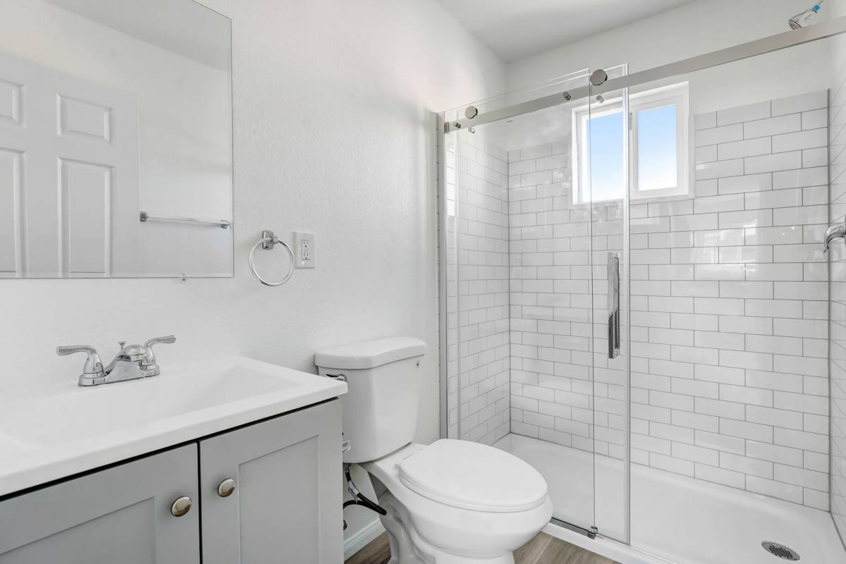 Apartment for rent at 1514 1 2 Pennsylvania Ave, Los Angeles, CA 90033