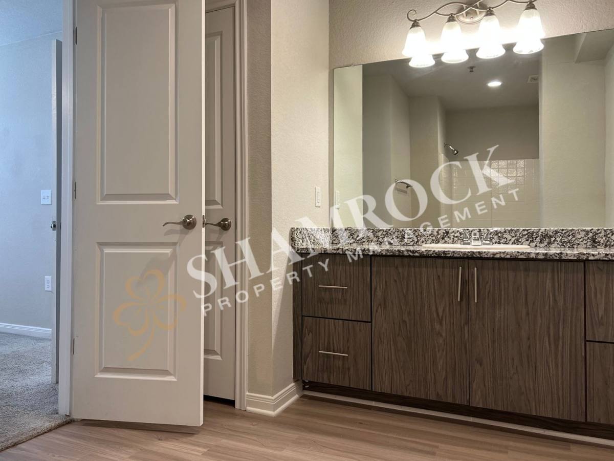 Apartment for rent at 1307 Austin Ave, Waco, TX 76701