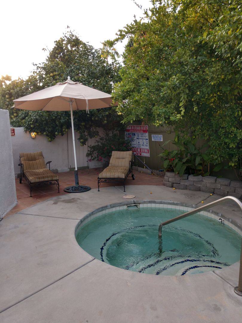 Apartment for rent at 665 Camino Real #4, Palm Springs, CA 92264