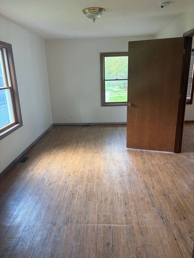House for rent at 1022-2 Conklin Hill Dr, Syracuse, IN 46567