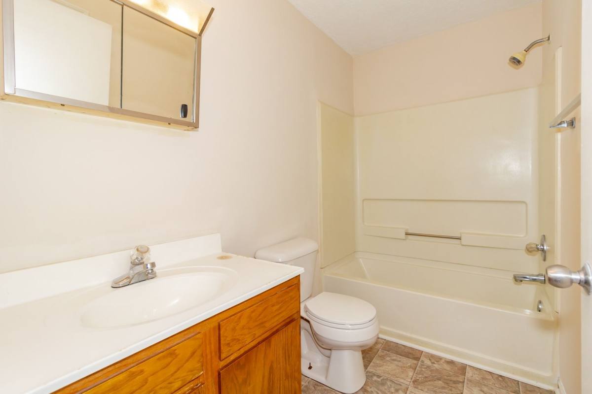 Apartment for rent at 151 153 Westside Dr, Winchester, KY 40391