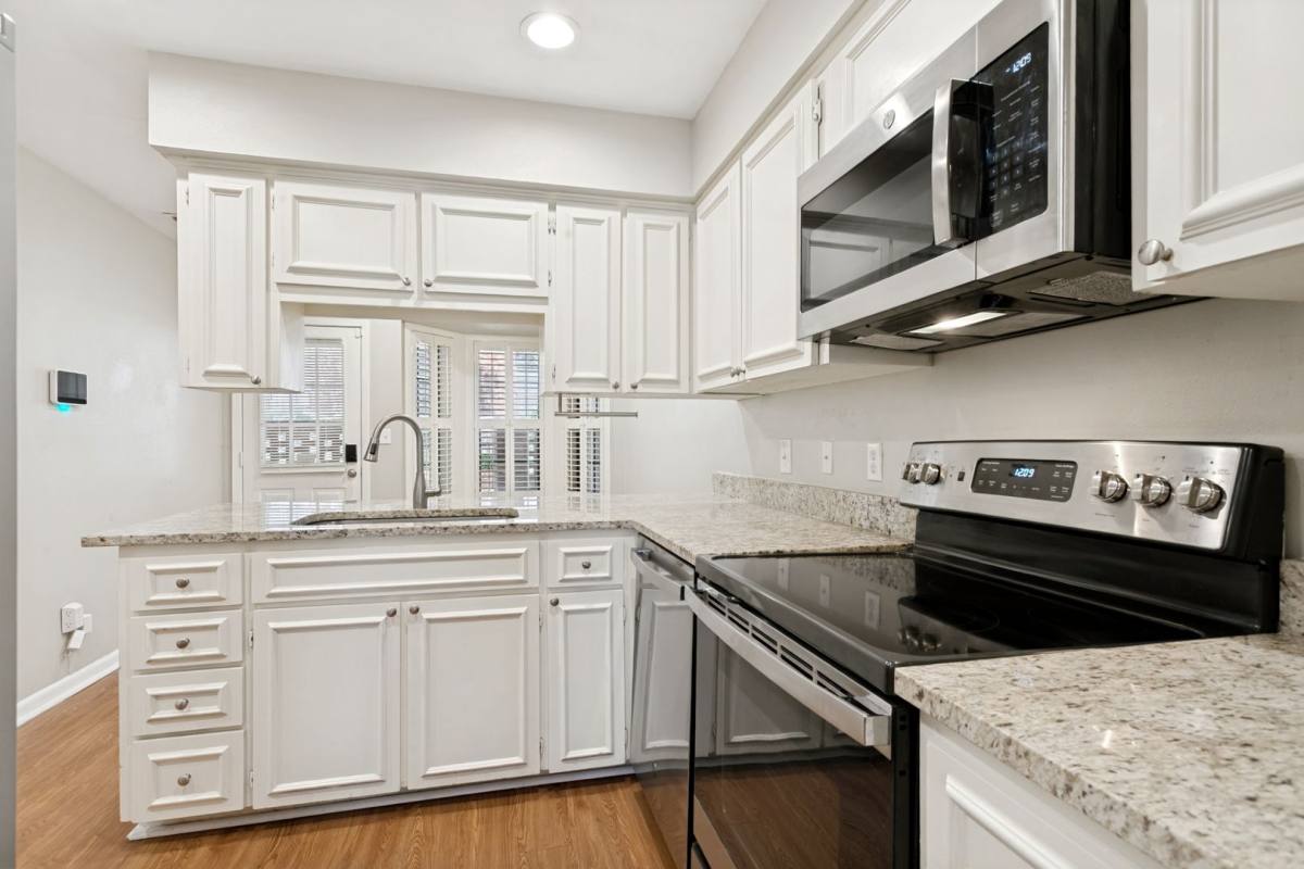 Condo for rent at 201 Ellwood St #109, San Antonio, TX 78209