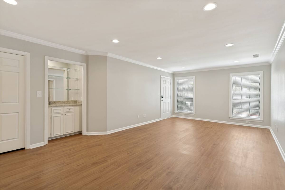 Condo for rent at 201 Ellwood St #109, San Antonio, TX 78209