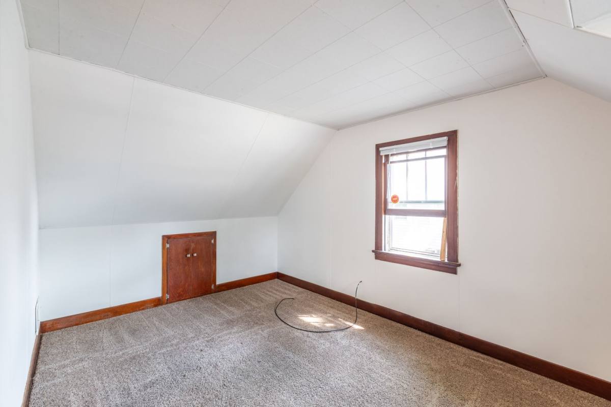 Apartment for rent at 2119-2121 16th St S, La Crosse, WI 54601