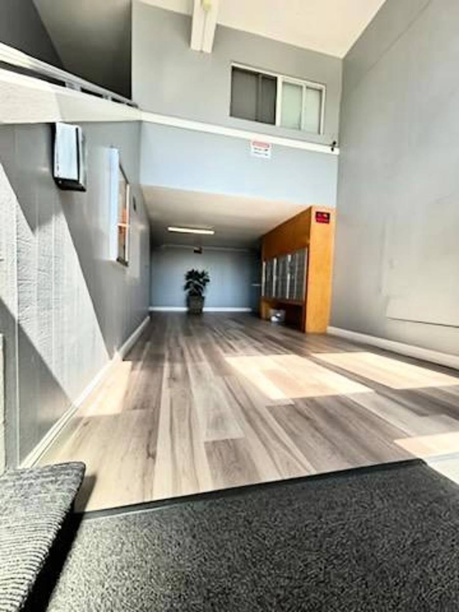 Apartment for rent at 10410 Foothill Blvd, Oakland, CA 94605