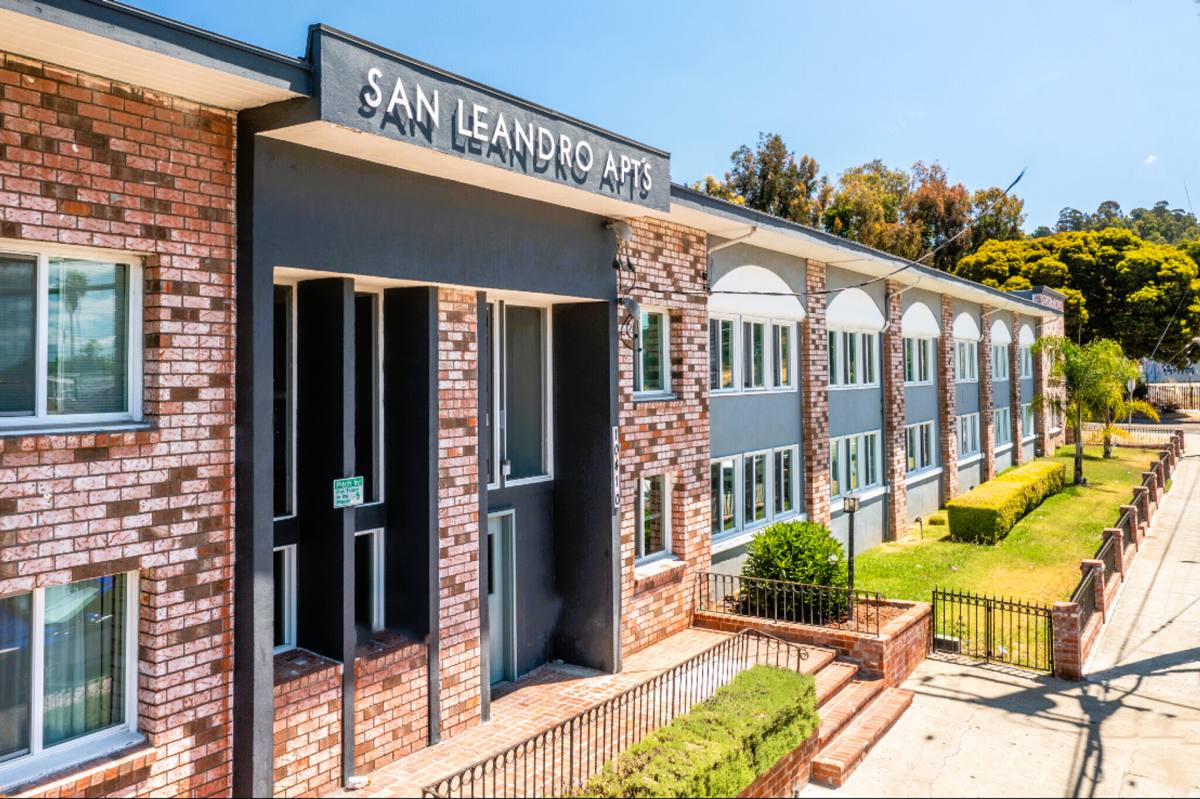 Apartment for rent at 10410 Foothill Blvd, Oakland, CA 94605
