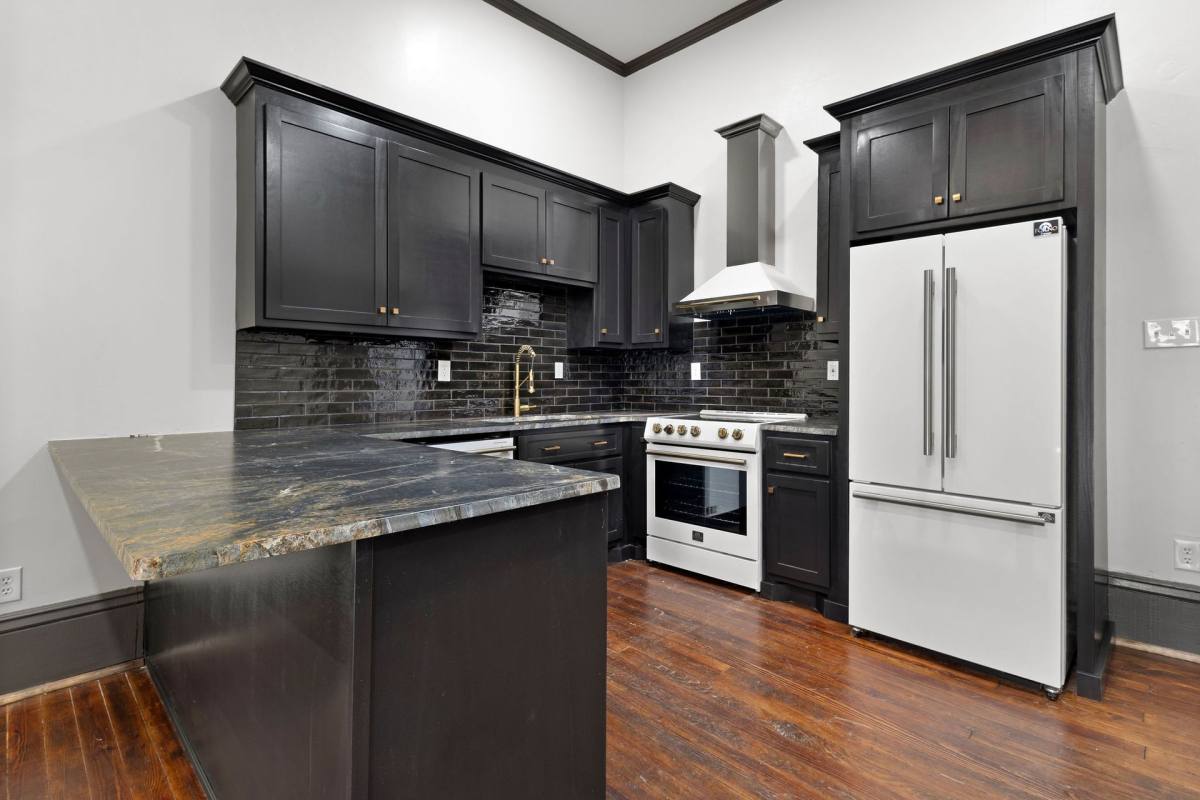 Apartment for rent at 719 Bank St NW #3, Decatur, AL 35601