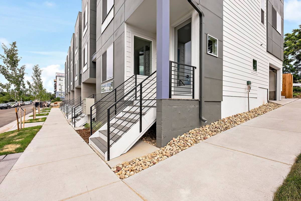 Townhouse for rent at 5325 W 12th Ave, Denver, CO 80214
