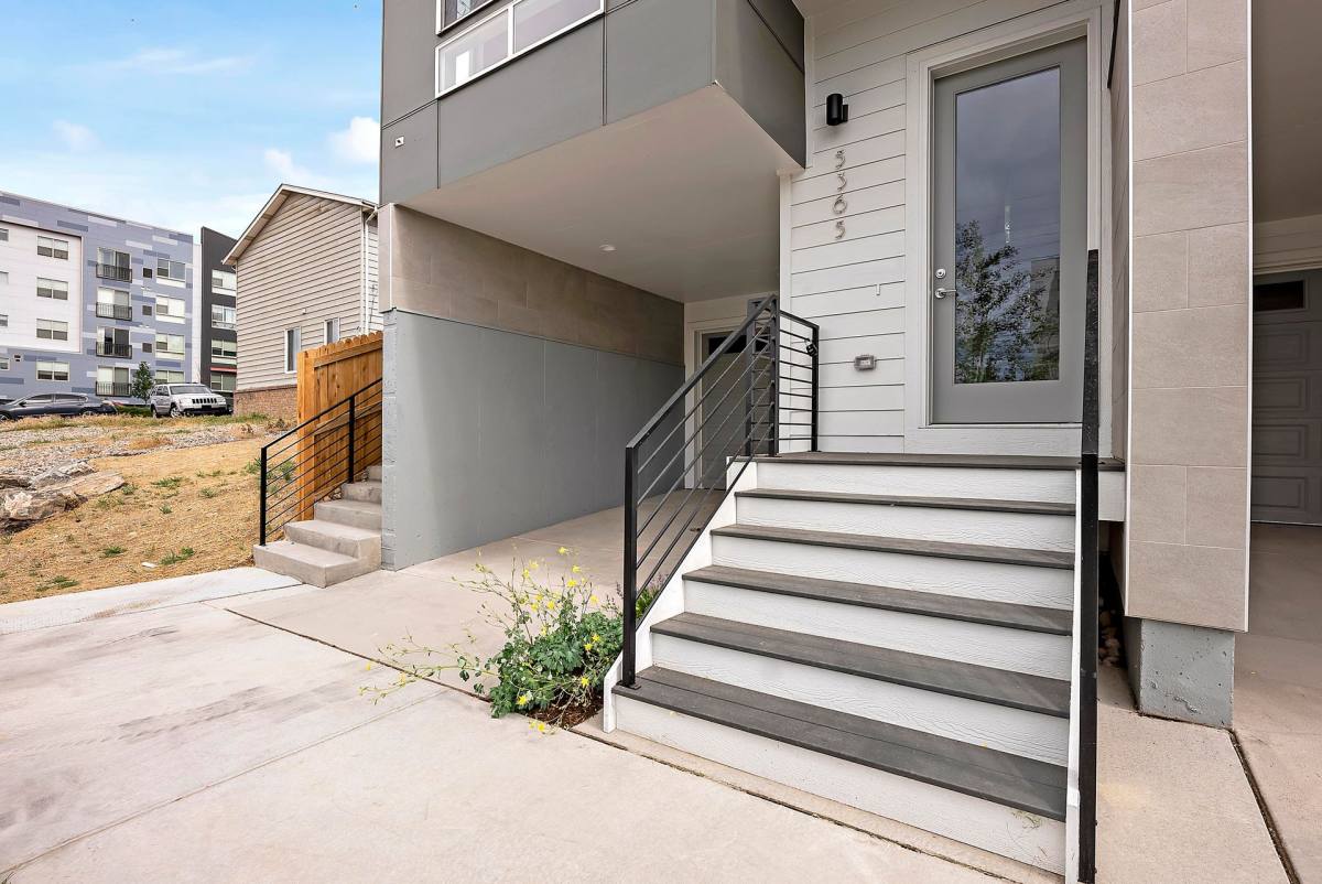 Townhouse for rent at 5355 W 12th Ave, Denver, CO 80214