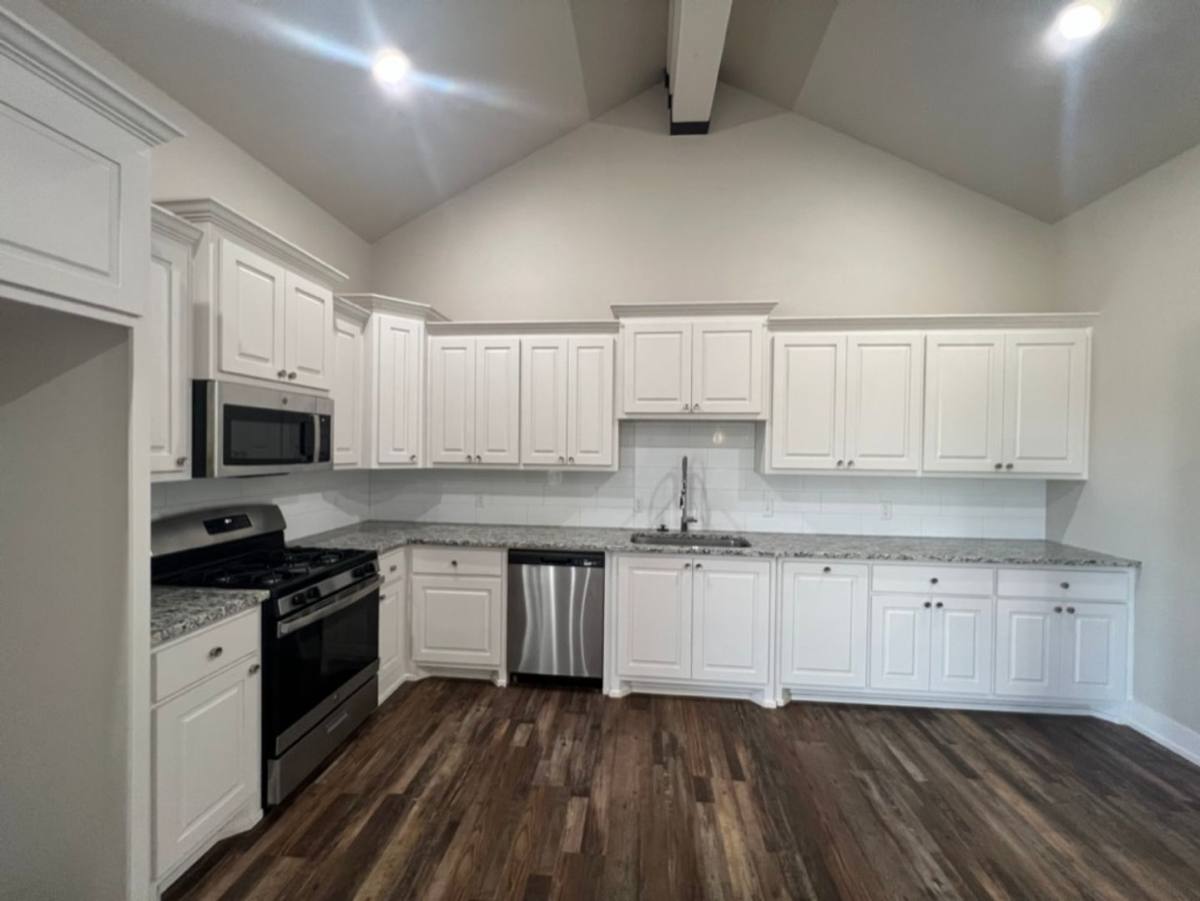Apartment for rent at 1401 17th St, Shallowater, TX 79363
