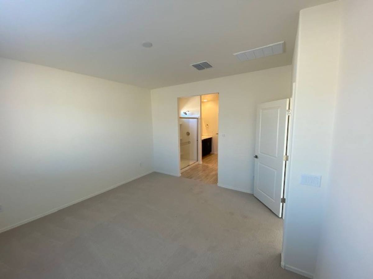 House for rent at 14243 E Yellow Sage Lane, Vail, AZ 85641