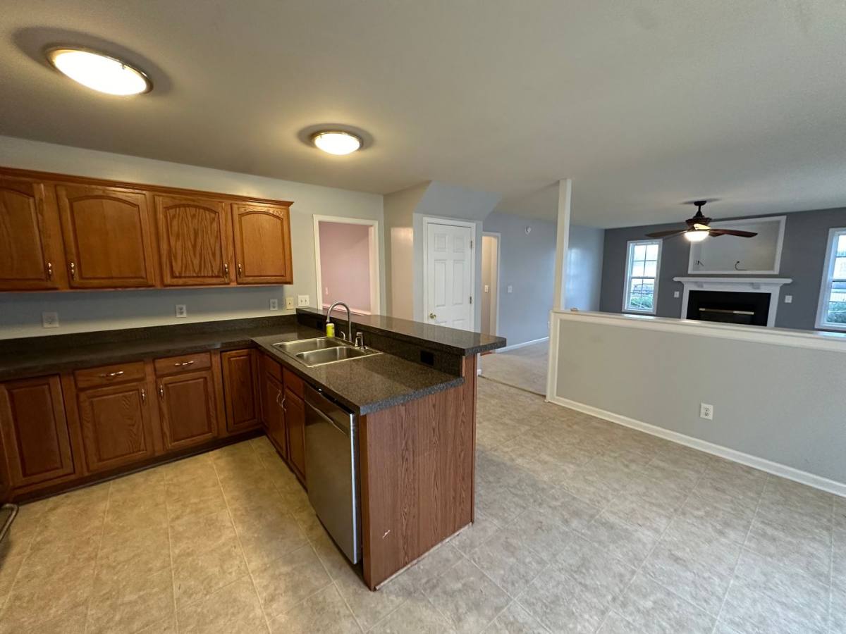 House for rent at 303 Princess Anne Circle, Elizabeth City, NC 27909