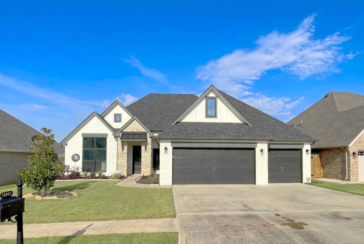 House for rent at 18801 Hidden Hill Terrace, Edmond, OK 73012