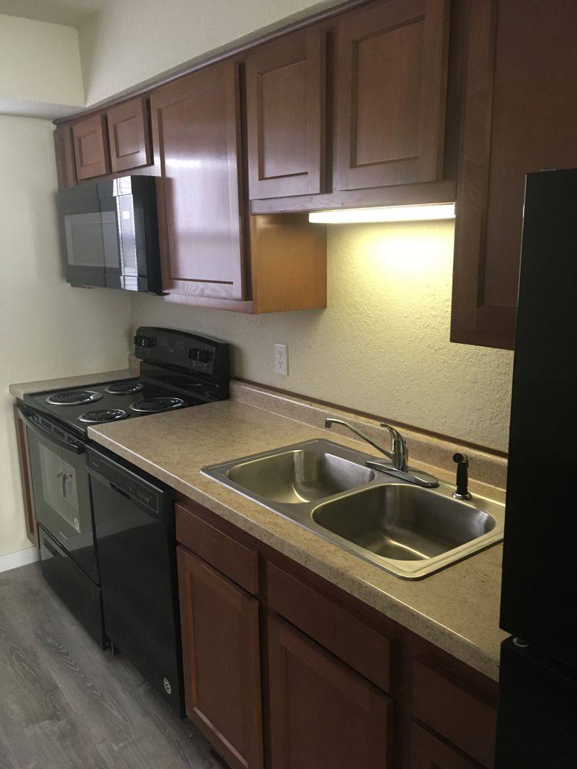 Apartment for rent at 1131-35 Ohio St, Lawrence, KS 66044