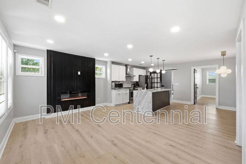 House for rent at 562 Gary Rd NW, Atlanta, GA 30318