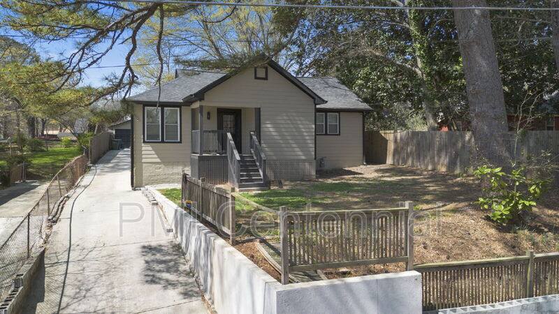 House for rent at 562 Gary Rd NW, Atlanta, GA 30318