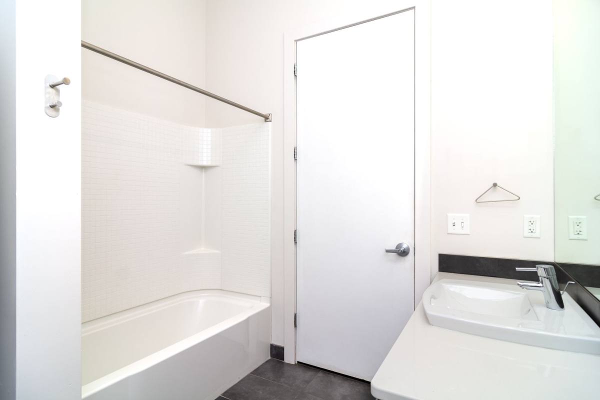 Apartment for rent at 141 W Broadway, Council Bluffs, IA 51503