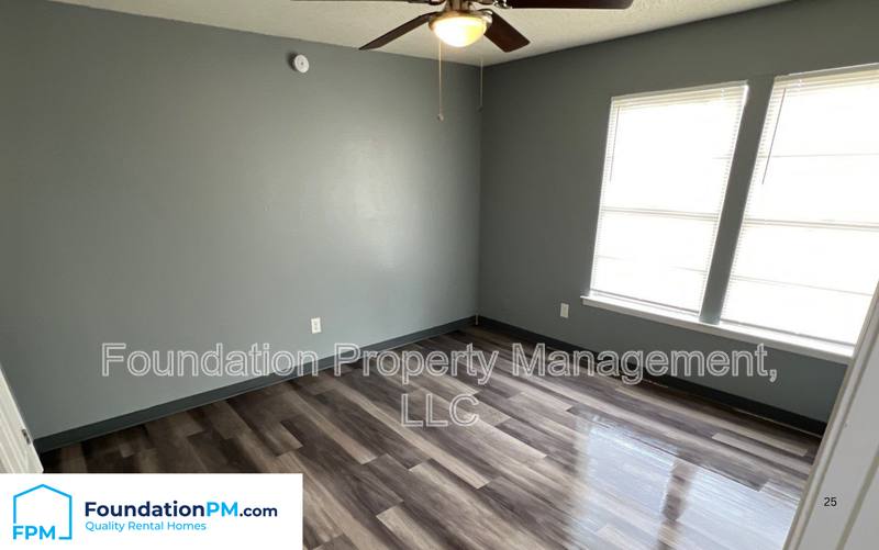 House for rent at 1283 E Raines Rd #14, Memphis, TN 38116